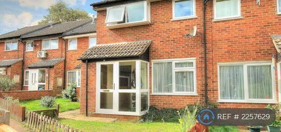 3 bedroom semi-detached house