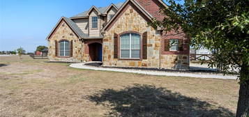 111 Brazos Dr, New Fairview, TX 76078