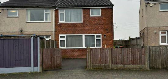 3 bedroom semi-detached house