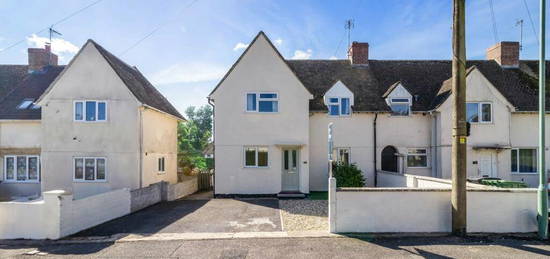 4 bedroom semi-detached house