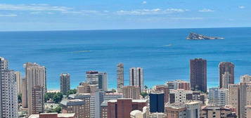 Piso en Pueblo Levante, Benidorm