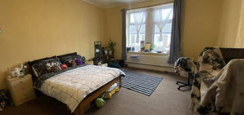 7 bedroom terraced house to rent