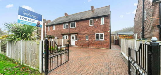 3 bedroom semi-detached house for sale