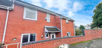 3 bed semi-detached house for sale