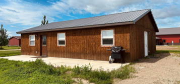 412 Codgers Cove Rd, Pierre, SD 57501