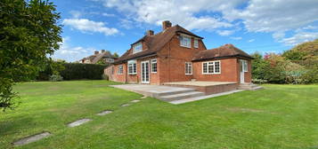 Detached house to rent in The Crescent, Ashurst, Southampton SO40