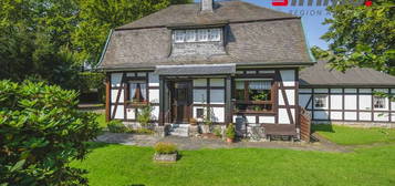 "Haus Buchenheck" - Freistehendes Einfamilienhaus mit Gästehaus und tollem Grundstück