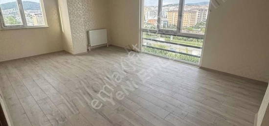 YEN'DEN NECP FAZILDA SIFIR 2+1 80 M2 AYRI MUTFAK SPER KONUM