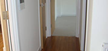 2 bed flat to rent