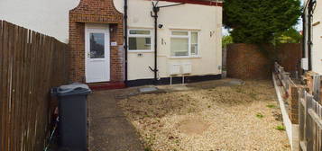 2 bed maisonette to rent