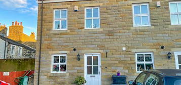 3 bedroom semi-detached house