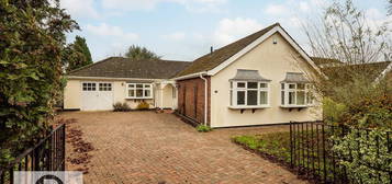 3 bed detached bungalow for sale