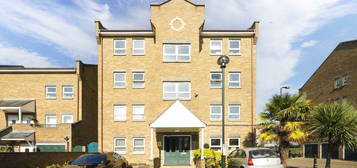 2 bed flat to rent