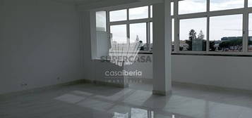 Apartamento T3 Venda em Carcavelos e Parede,Cascais