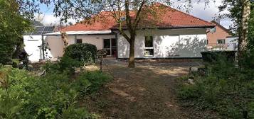 Günstiges, gepflegtes 5-Zimmer-Einfamilienhaus mit EBK in Wegberg