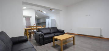 7 bed shared accommodation to rent