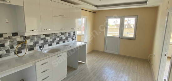 ERGÜÇLERDEN BAHÇELİEVLERDE SATILIK 2+0 KİRACILI DAİRE