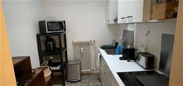 Neuwertige 2-Raum-EG-Wohnung mit Einbauküche in Kaarst