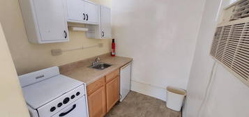 402 1/2 W  6th St, Silver City, NM 88061