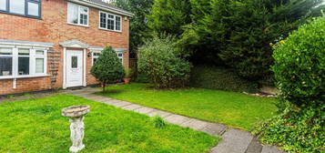 3 bed semi-detached house for sale