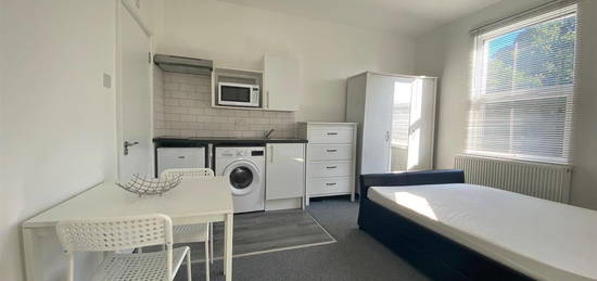 Studio to rent in Lancaster Road, London N4