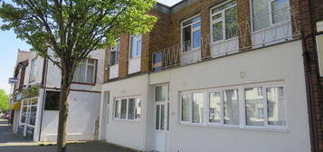 Flat to rent in Havant Road, Drayton, Portsmouth PO6