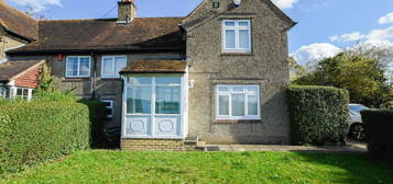 3 bed semi-detached house to rent