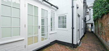 2 bedroom terraced house