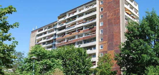 Herrlicher Blick über Cottbus - schöne Wohnung mit 2 Balkonen in zentraler Lager