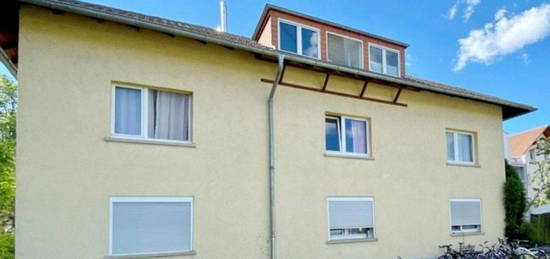 Renovierte 3-Zimmer Familienwohnung mit separater Küche