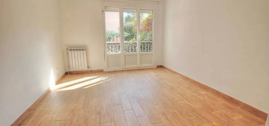 Appartement  à louer, 2 pièces, 1 chambre, 41 m²