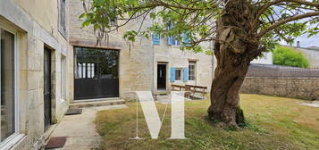 Maison 2 étages à vendre, 7 pièces, 4 chambres, 165 m²
