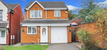 3 bedroom detached house