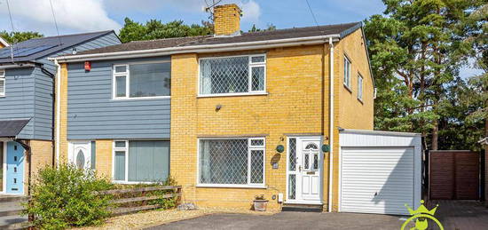 3 bedroom semi-detached house for sale