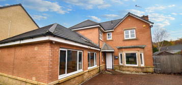 4 bed detached house for sale