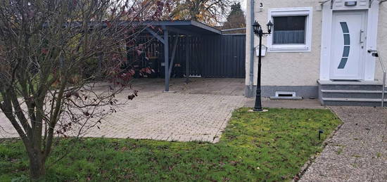 Reihenendhaus mit großem Garten und Terrasse in Stadensen