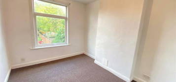 3 bedroom end of terrace house