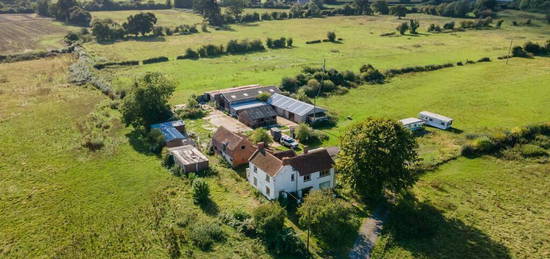 4 bedroom farm house for sale