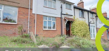 6 bedroom terraced house