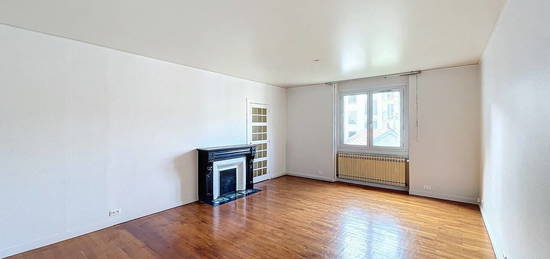 Appartement  à vendre, 3 pièces, 2 chambres, 94 m²