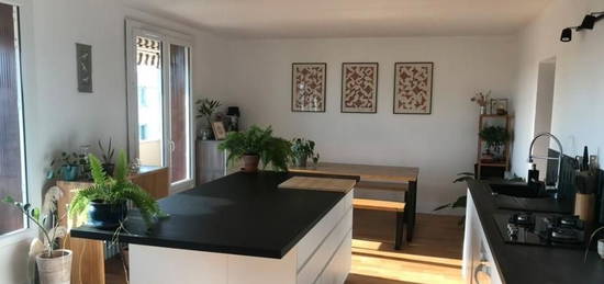 Location appartement 4 pièces 69 m²