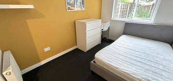 1 bedroom house share