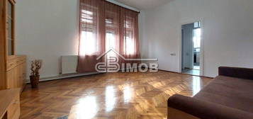 Apartament cu 2 camere, pe Bulevardul Castanilor