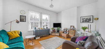 3 bed flat for sale