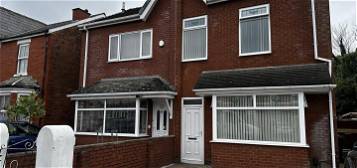 Semi-detached house to rent in Clifton Road, Southport PR8