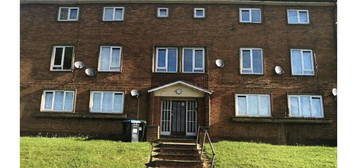 2 bed maisonette for sale