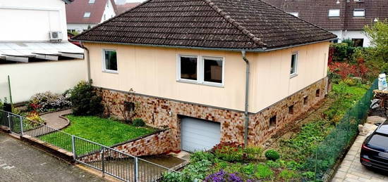 Bungalow - Wohnen auf einer Ebene, zentral in Gau-Algesheim