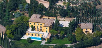 Villa in vendita in via Col di Lana, 2