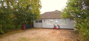 3 bedroom detached bungalow