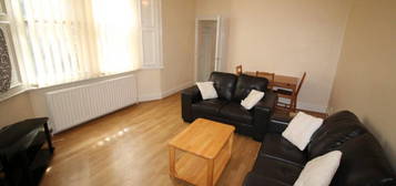 3 bedroom ground floor flat